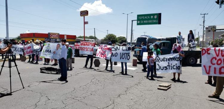 bloqueo_puebla_cordoba_desaparicion_candidato_acajete_foto_puebla_en_contacto5-750x365.jpeg.jpg