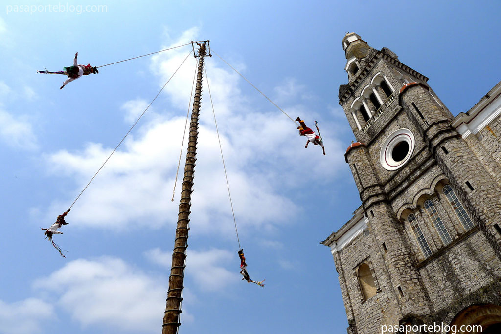 Los-Voladores-de-Cuetzalan