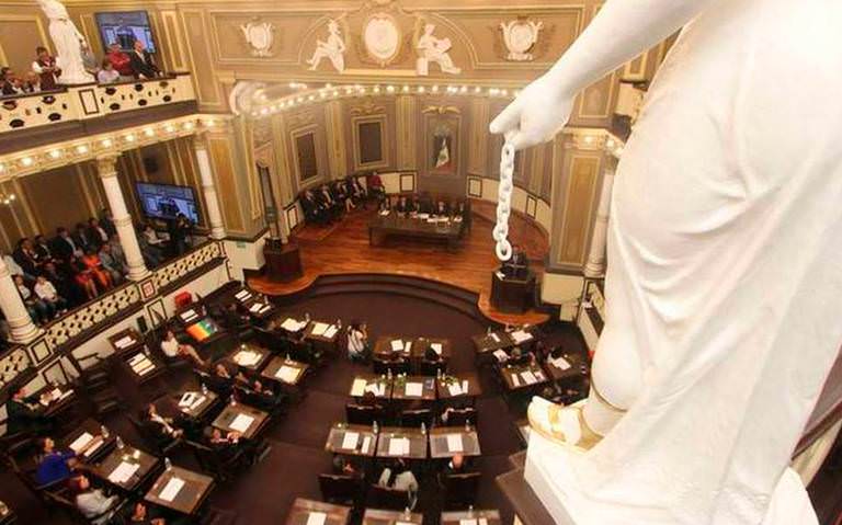 La-sexagesima-legislatura-solo-aprobo-un-37-por-ciento-de-las-iniciativas-que-recibio-durante-su-ultimo-ano-de-actividades.jpeg